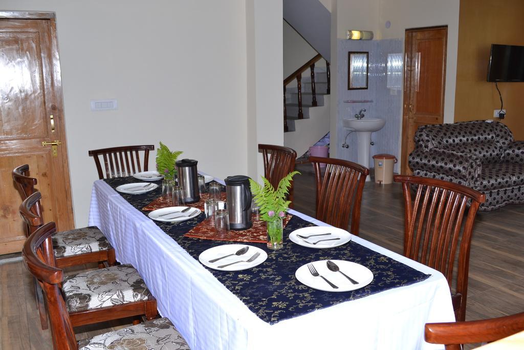 The Pranjal Inn Manāli Eksteriør billede